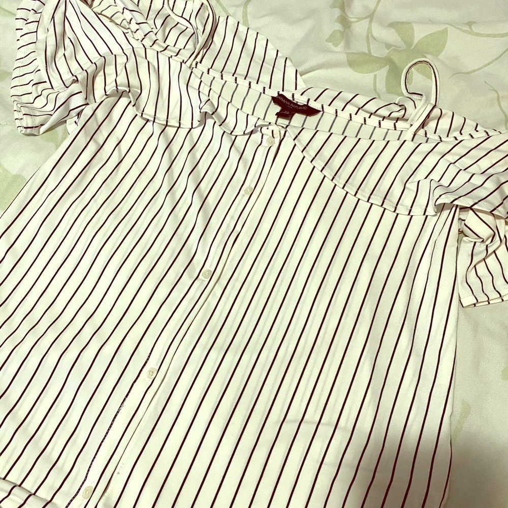 Banana Republic off the shoulder shirt